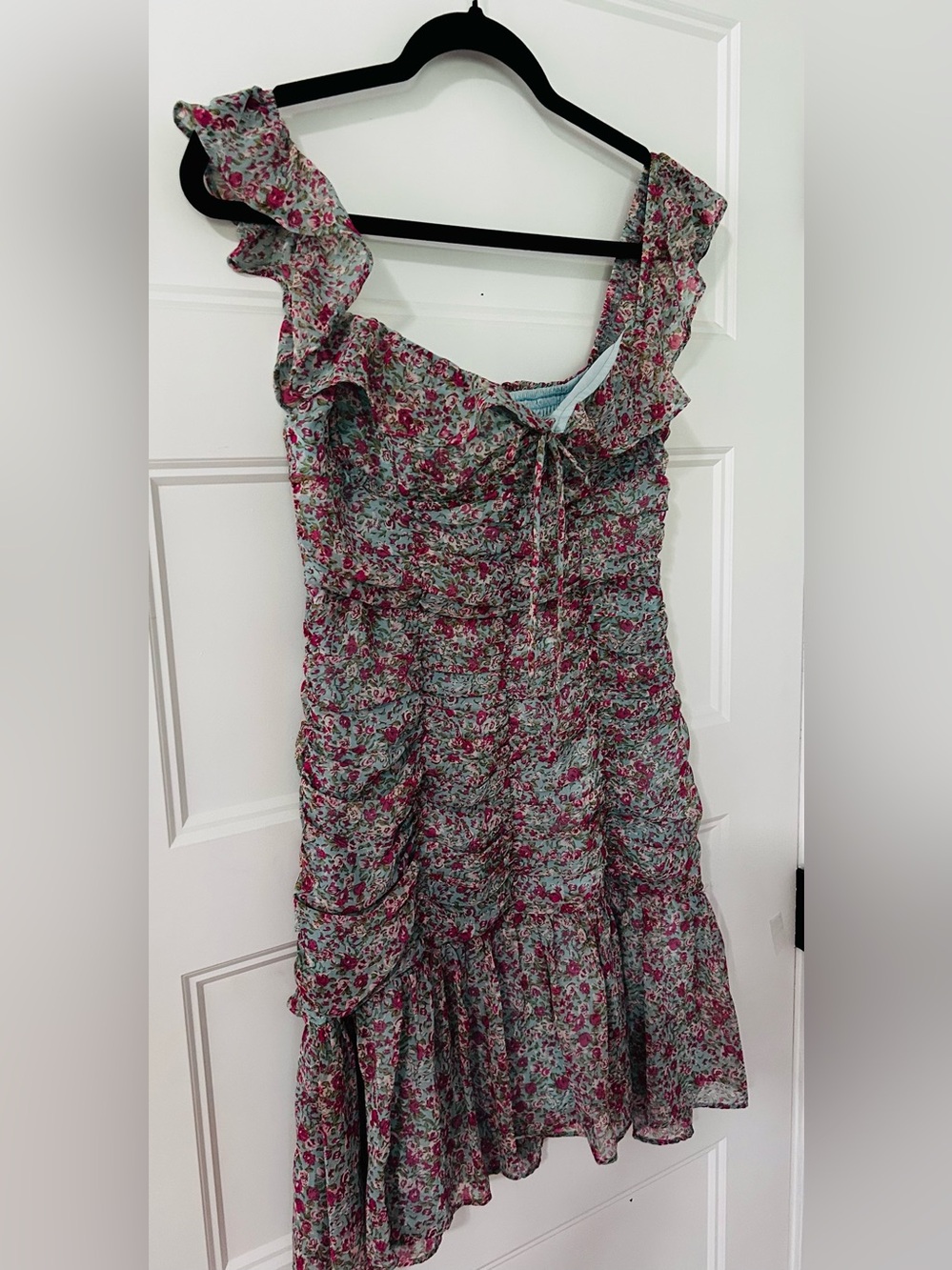 ASTR The Label Blue Pink Floral Ruched Mini Dress Size M Cottagecore Romance - Picture 4 of 11
